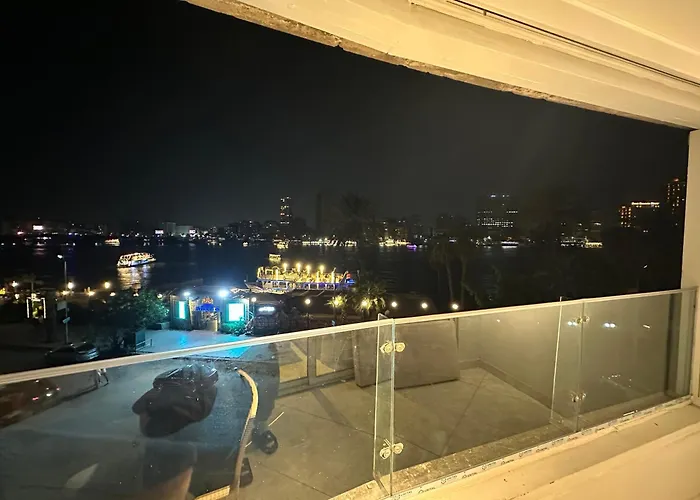 Roomes Nile View Maniel