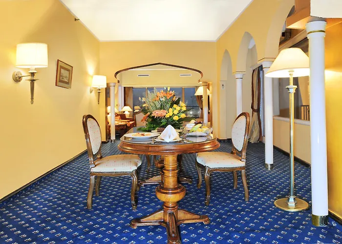 Shepheard Hotel